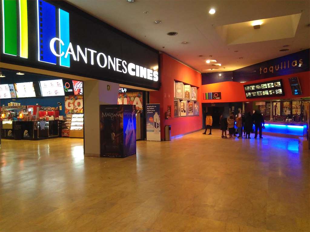 Cantones Cines 3D en A Coruña - Imagen 1
