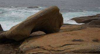 A Pedra de Abalar e A Pedra dos Cadrís en Muxía