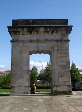 Arco de Porta Nova