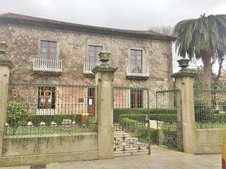 Biblioteca Municipal Luis Rei - Casa dos Fraga