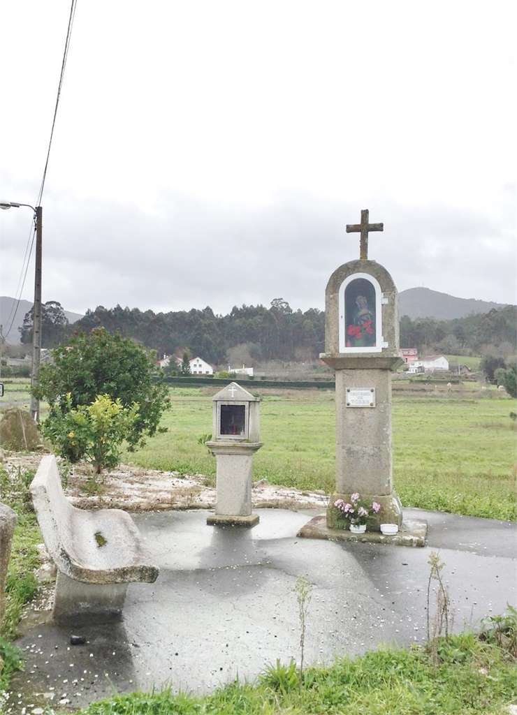 Cruceiro de Tores en Porto do Son