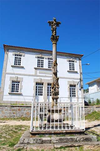 Cruceiro dos Maios