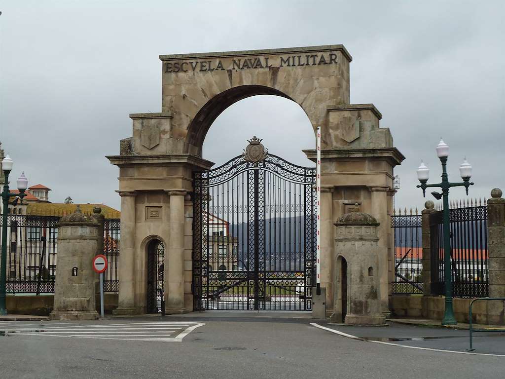 Escuela Naval Militar en Marín