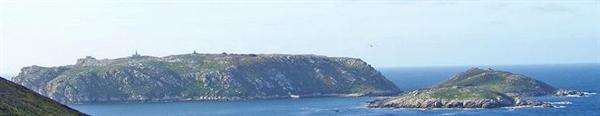 Faro e Islas Sisargas en Malpica de Bergantiños