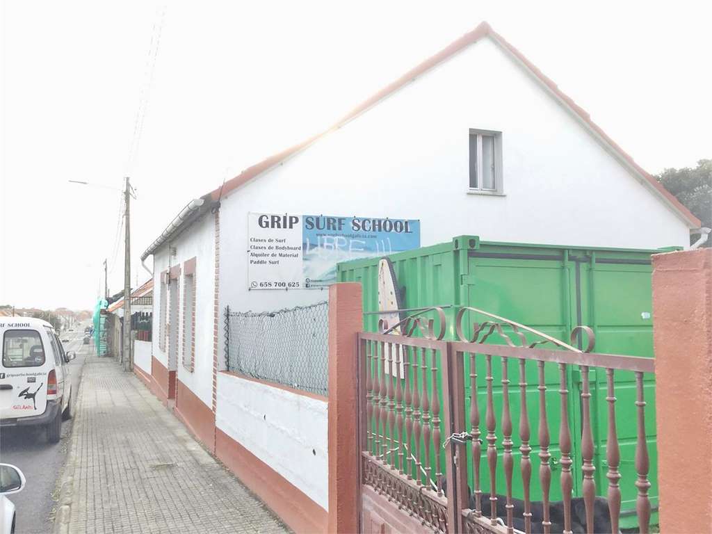 Grip Surf School en Ribeira
