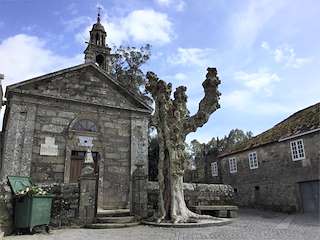 Iglesia de Divino Salvador de Taragoña