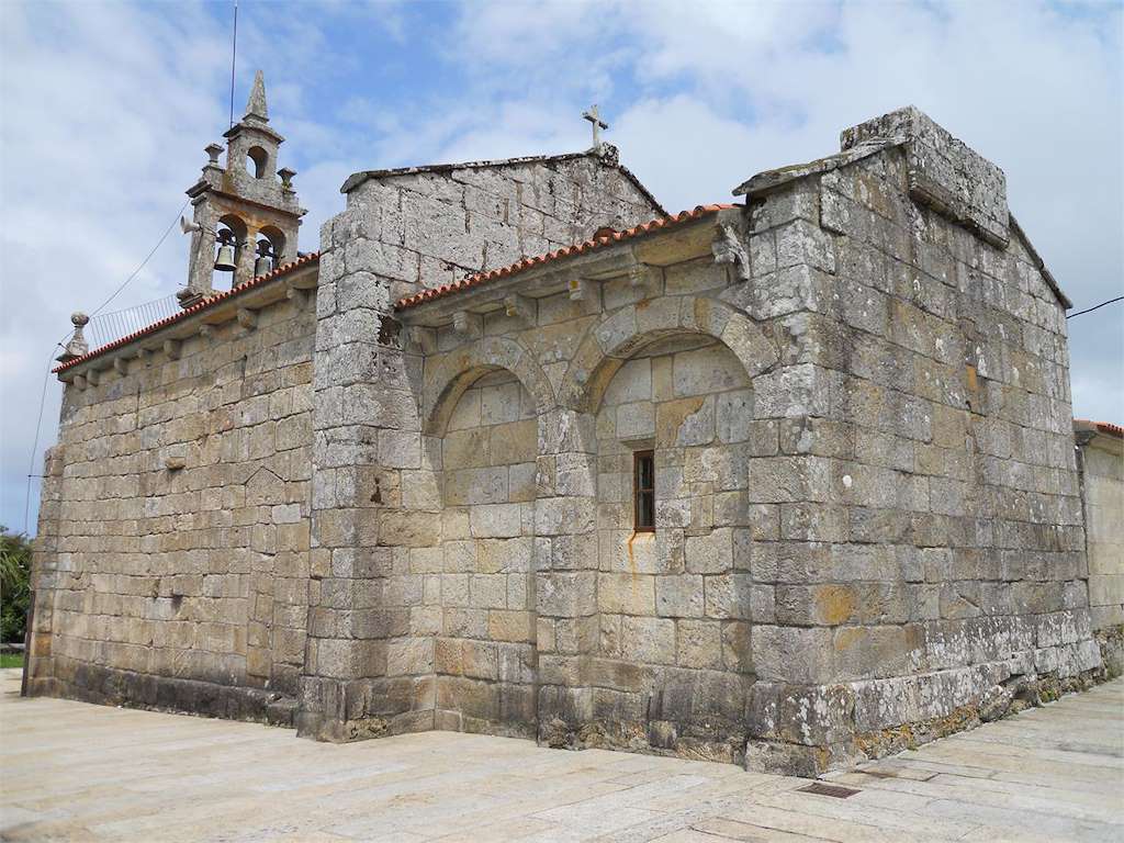Iglesia de San Pedro de Baroña en Porto do Son