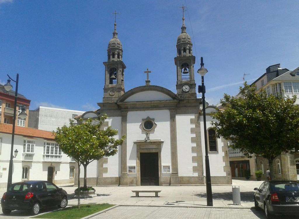 Iglesia de Santa Mariña da Xunqueira en Cee