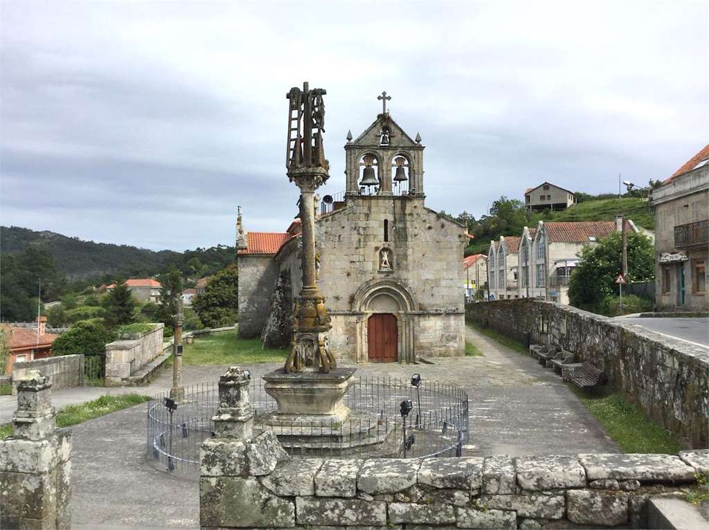 Iglesia de Santo André do Hío en Cangas