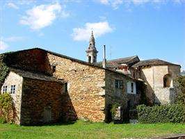 Iglesia Monasterial de Santa María de Ferreira de Pallares en Guntín