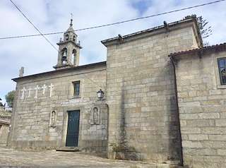 Iglesia Santiago do Deán