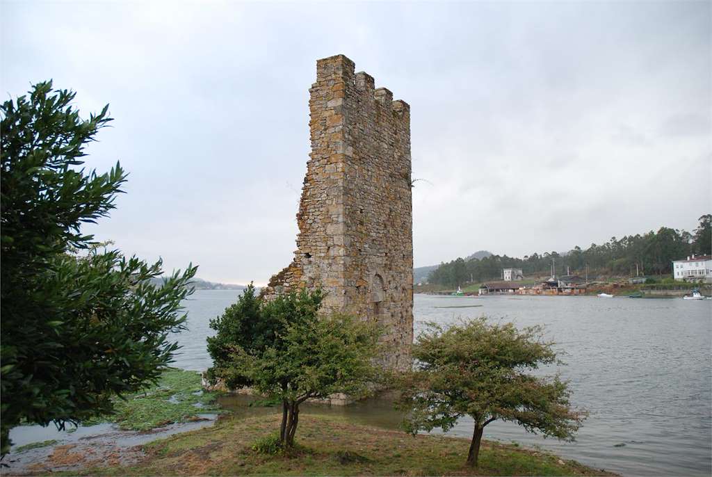 Las Torres de Oeste en Catoira