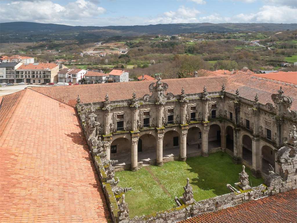Monasterio de Celanova y Capilla de San Miguel