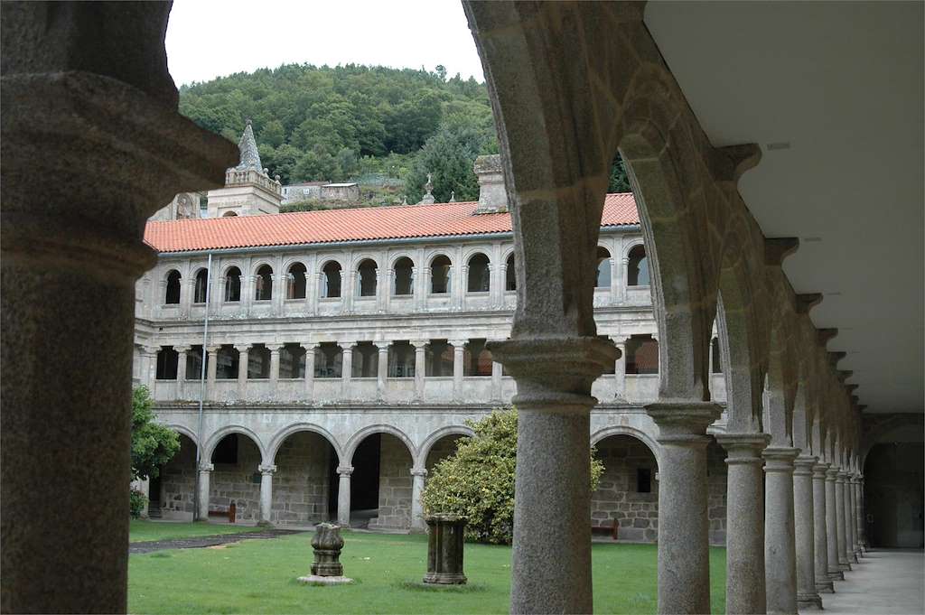 Monasterio de Santo Estevo en Nogueira de Ramuín