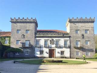 Museo Municipal Quiñones de León