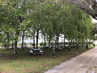 Paseo y Área Recreativa de Cesantes