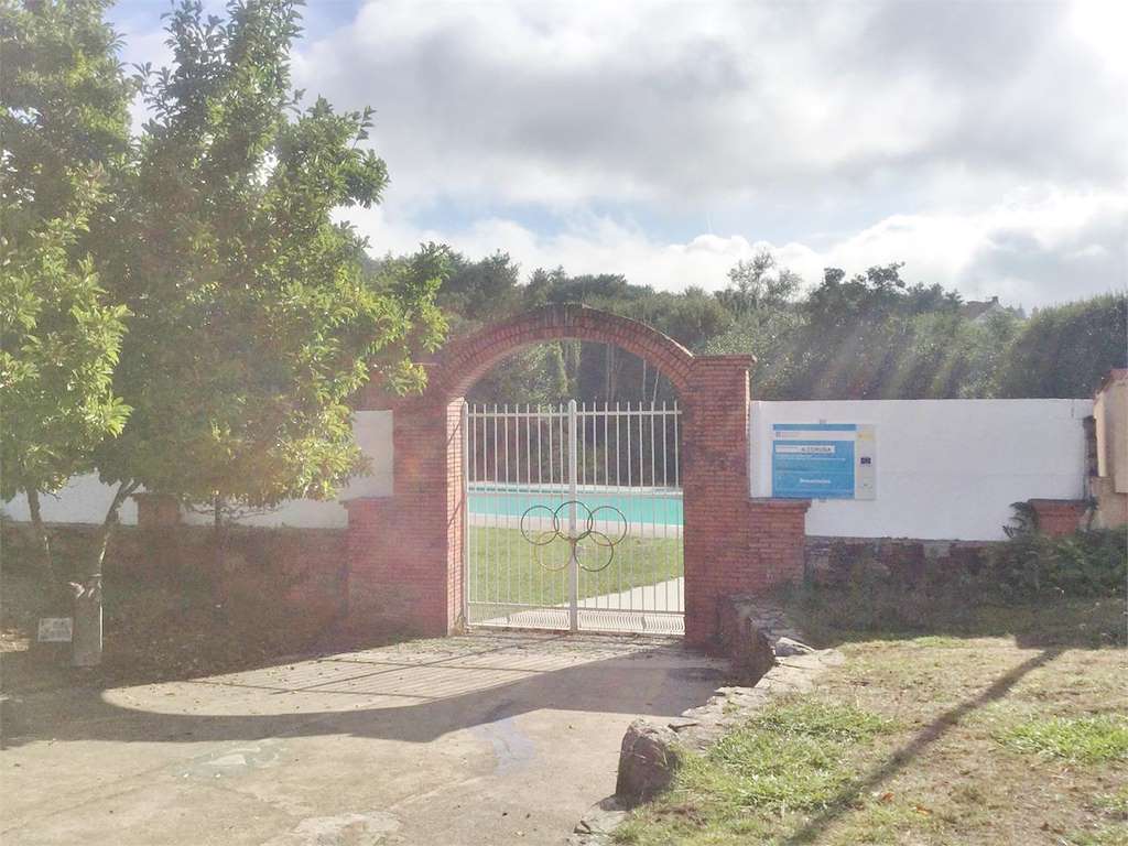 Piscina Municipal Parque do Coto en Negreira