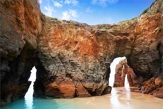 Fechas, información, programa, cartel, imágenes, mapa y ubicación de Playa de "As Catedrais" (2021)  en  Ribadeo