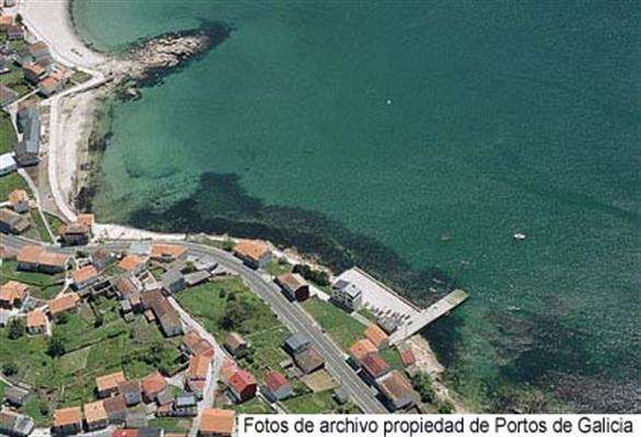 Porto de Ézaro en Dumbría