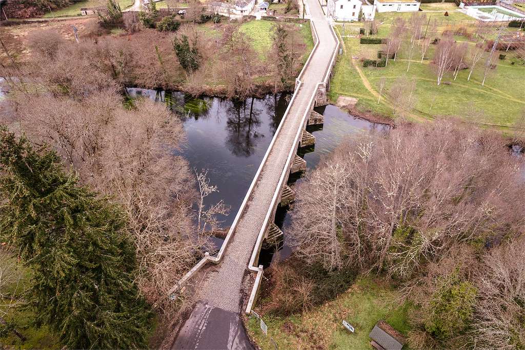 Puente Medieval en Rábade
