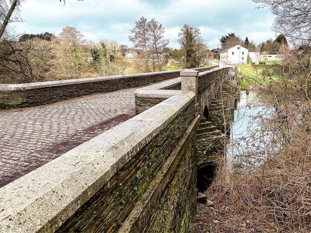 Puente Medieval en Rábade