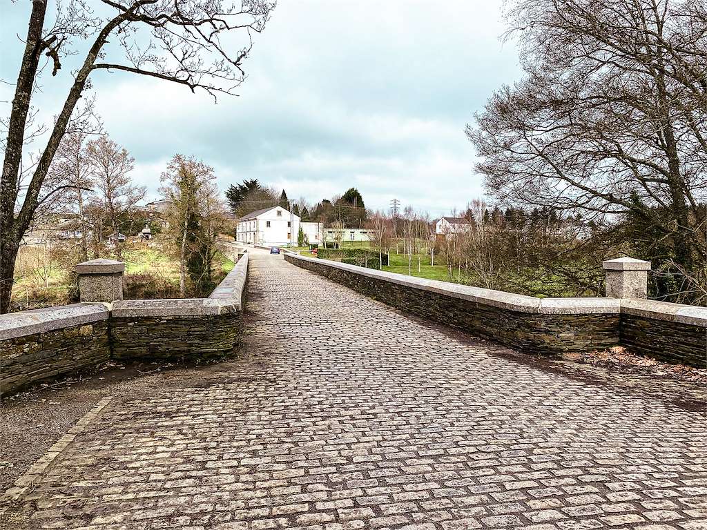 Puente Medieval en Rábade