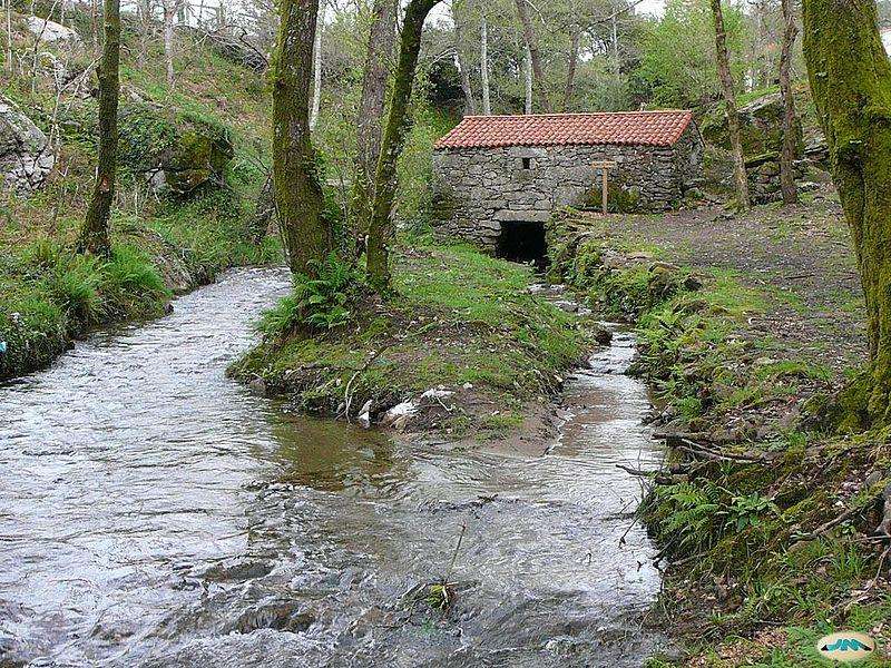 Ruta de los Molinos de A Freixa en Poio
