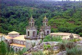 Santa María a Real de Oseira en San Cristovo de Cea