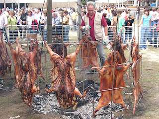 XXX Festa do Porquiño á Brasa da Amil en Moraña